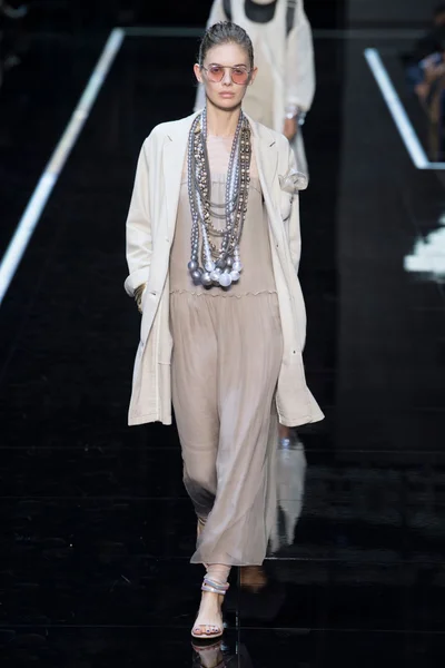 Look 34